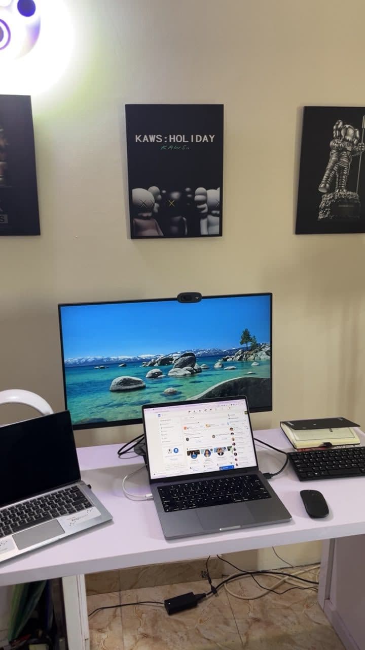 The desk